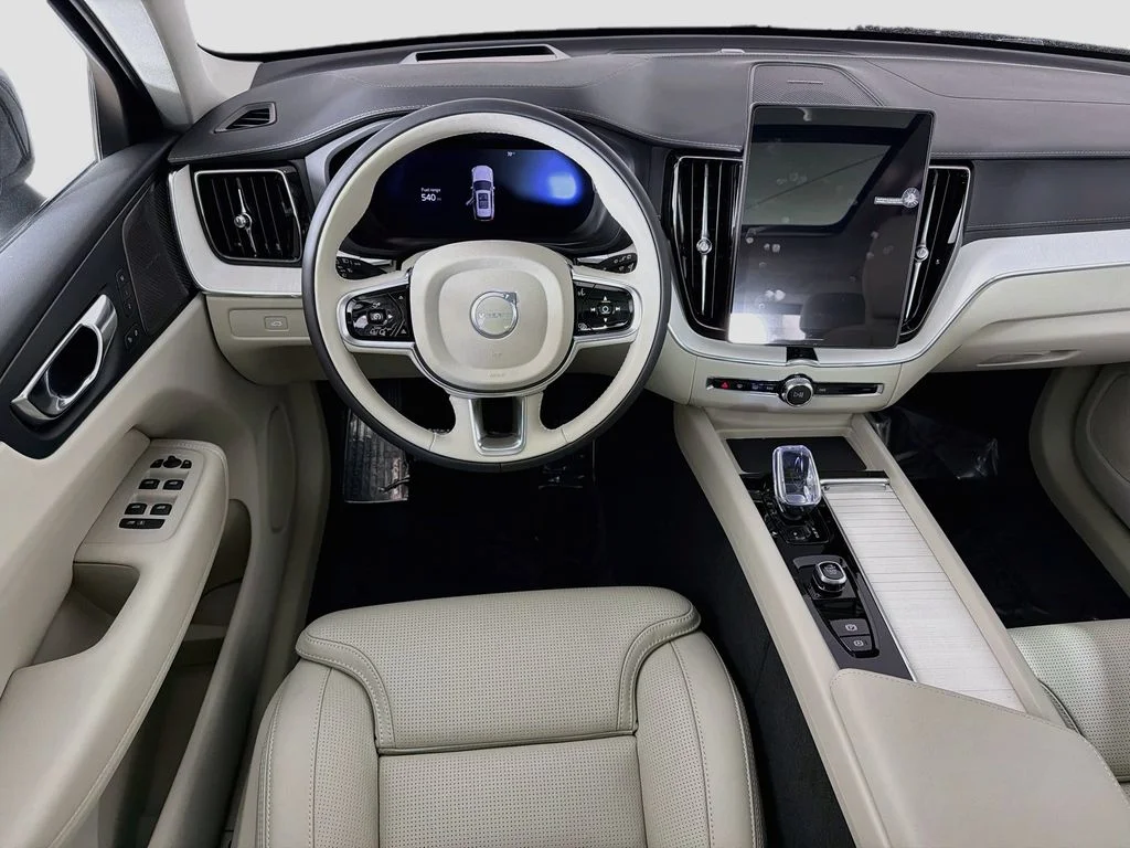 2026 Volvo XC60 Ultra - Photo 24