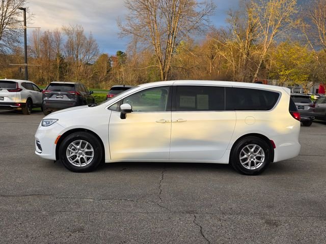 Used 2023 Bright White Clearcoat Chrysler Touring L image 5