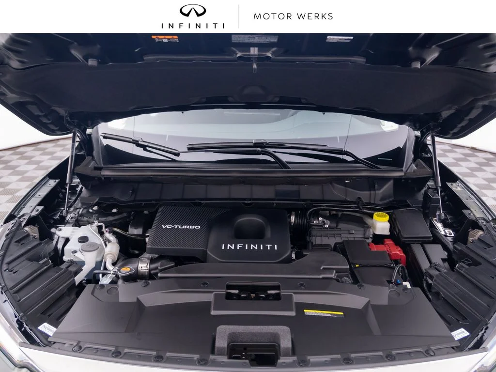 New 2027 DEEP EMERALD INFINITI Luxe AWD image 33