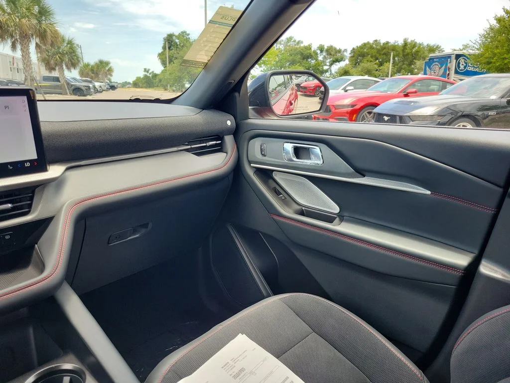 New 2026 Rapid Red Metallic Tinted Clearcoat Ford ST image 14