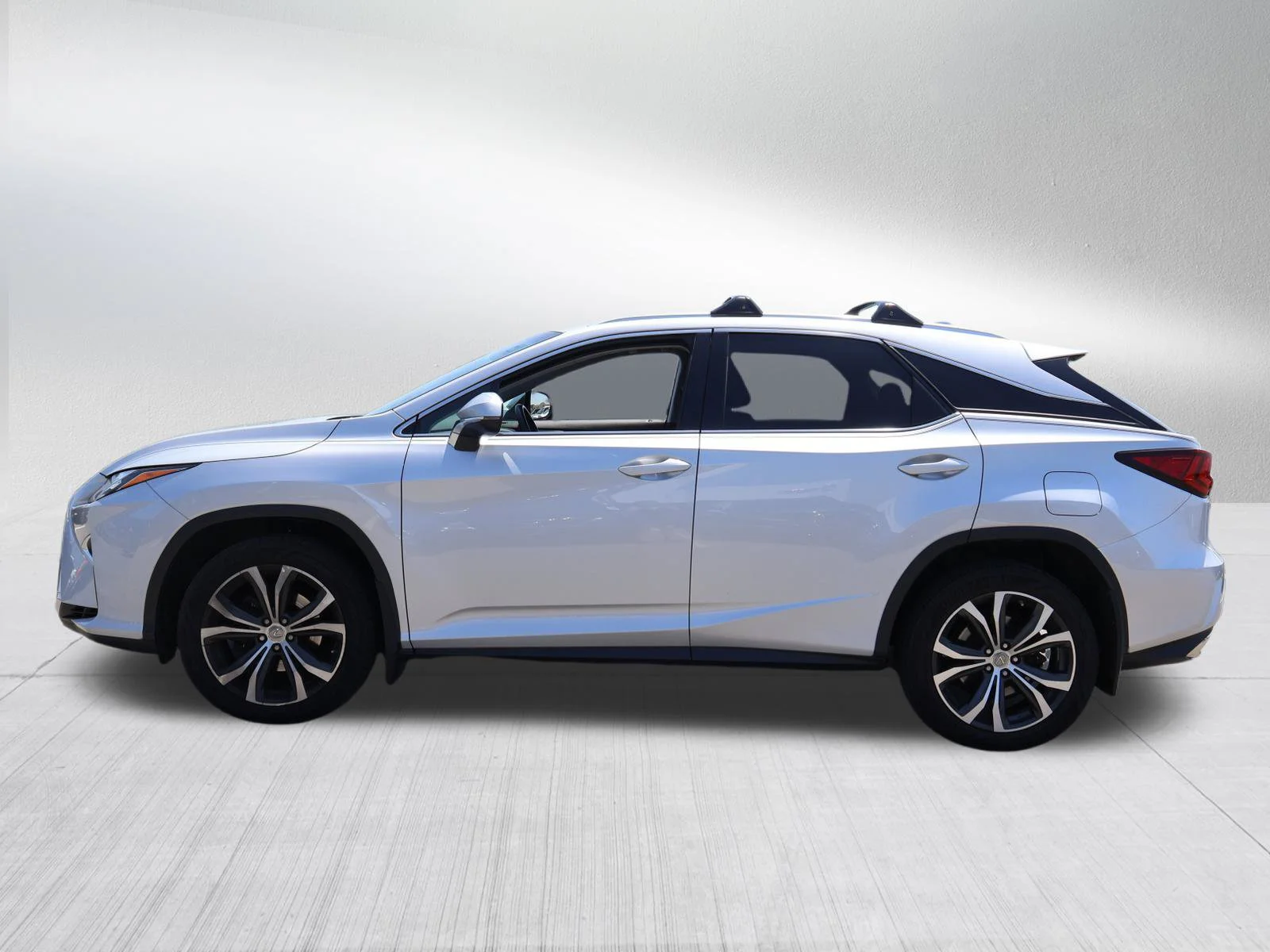 Used 2017 Silver Lining Metallic Lexus RX 350 image 4