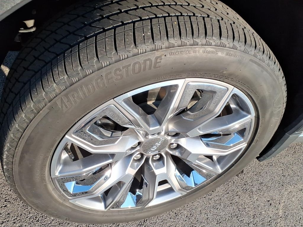 Used 2024 Thunderstorm Gray GMC Denali image 22