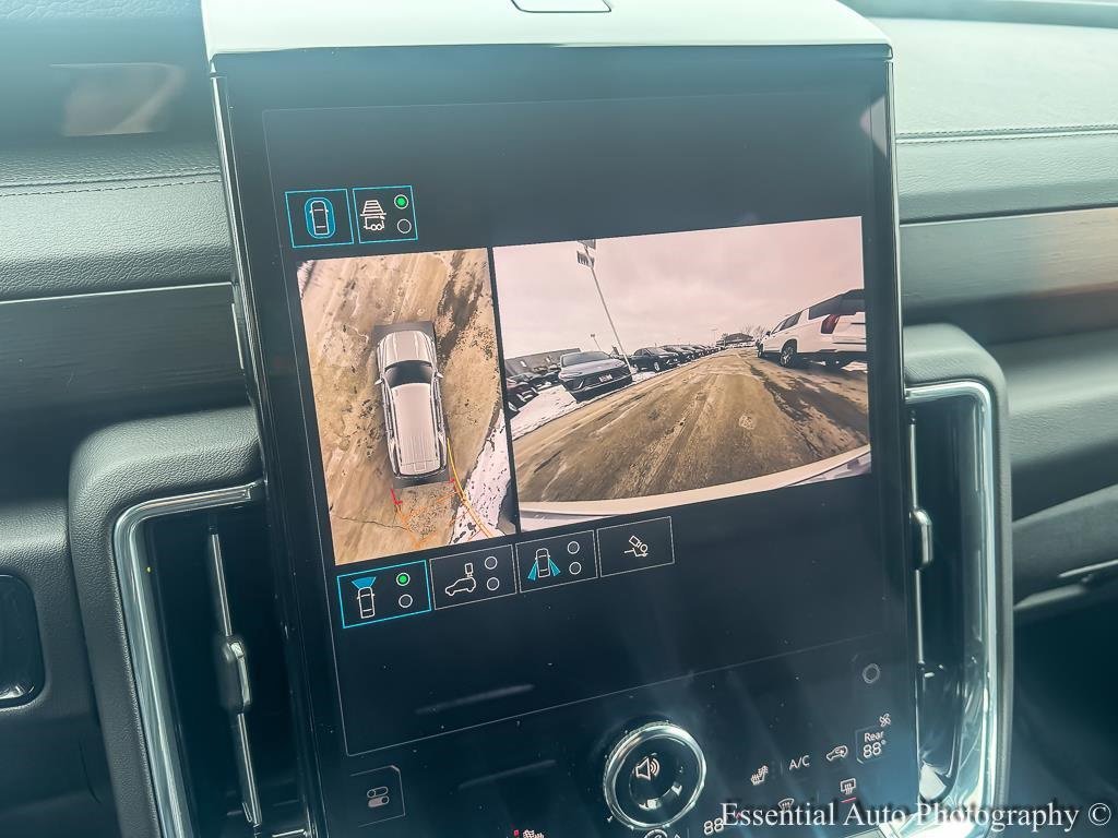 2025 GMC YUKON - Image 18