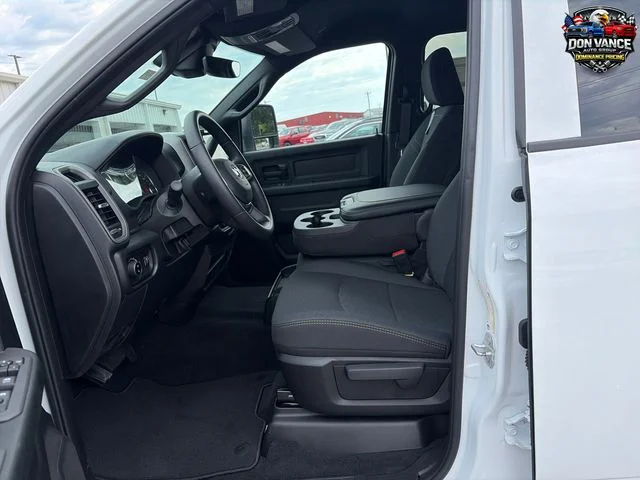 New 2026 Bright White Clearcoat RAM Tradesman image 9