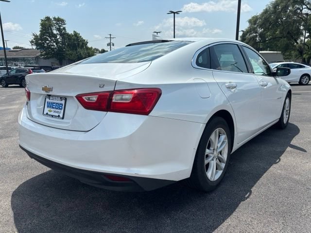 Used 2016 IRIDESCENT PEARL TRICOAT Chevrolet LT image 5