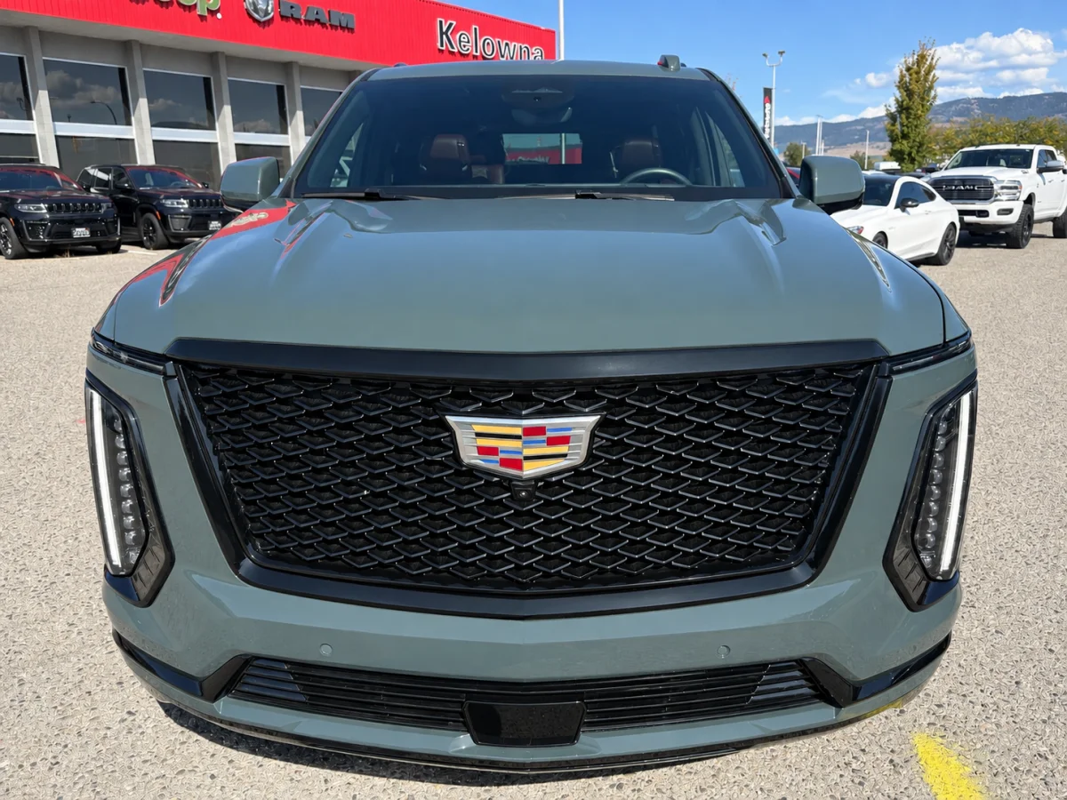 Used 2025 Green Cadillac 4wd Sport image 2