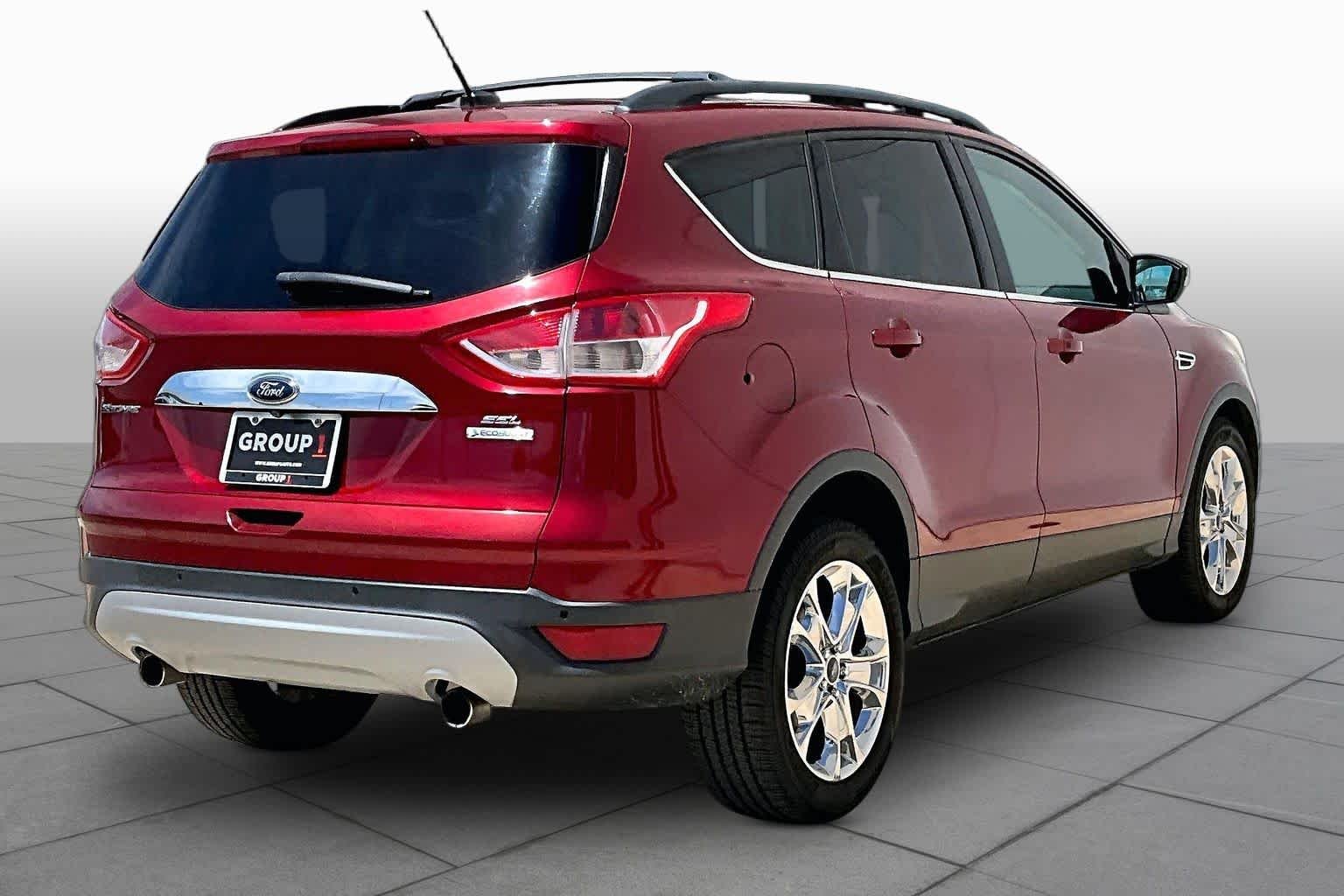 Used 2013 Ruby Red Ford SEL image 13