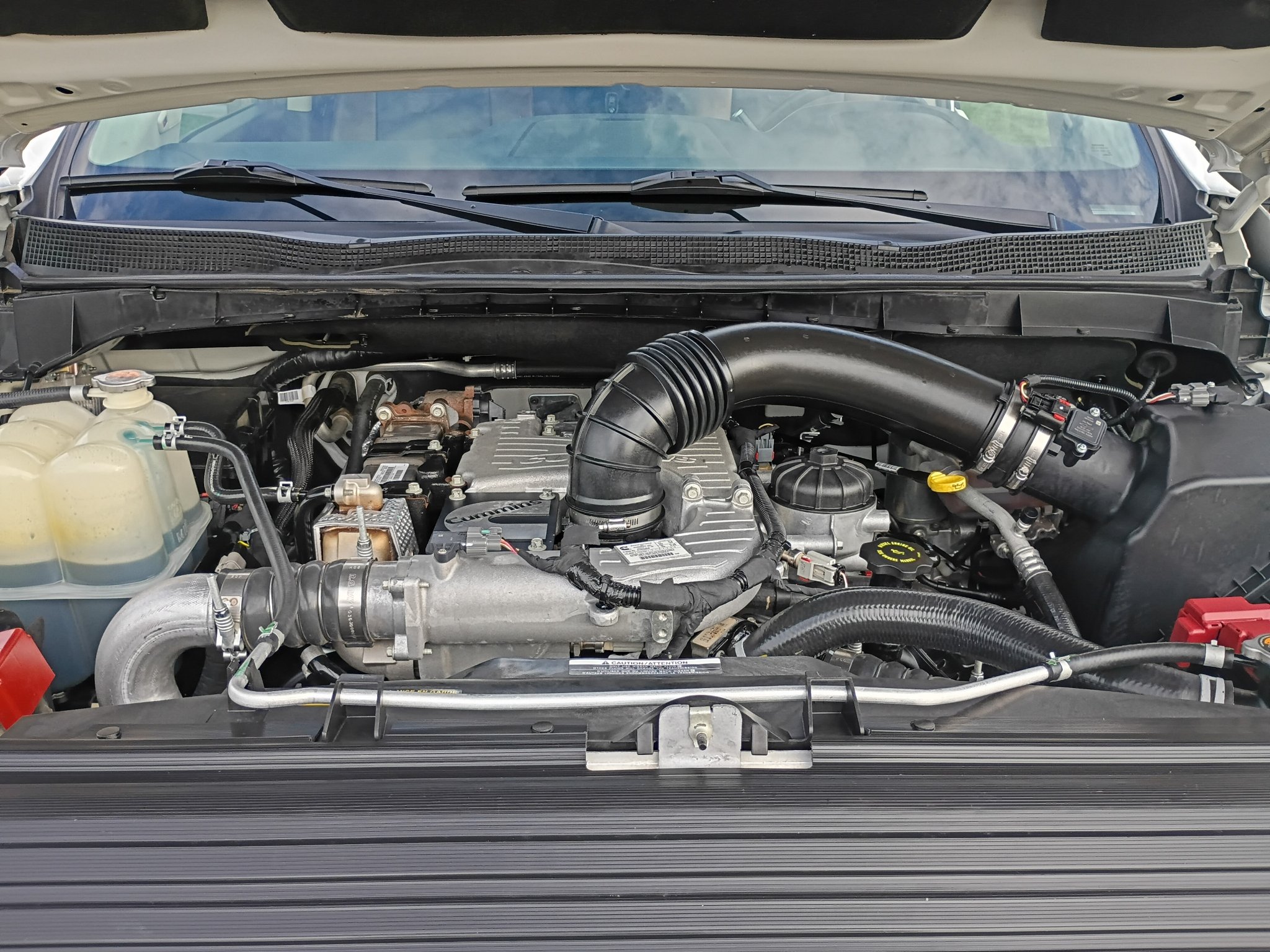 Used 2017 Pearl White Nissan Platinum Reserve image 37