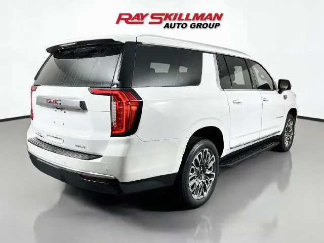 Used 2024 White GMC SLT image 7