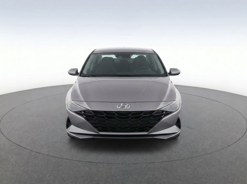 Used 2023 Silver Hyundai SEL image 8