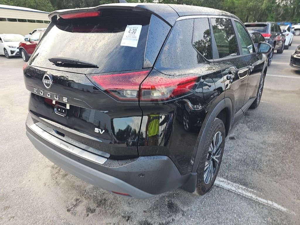 Used 2023 Black Nissan SV image 5