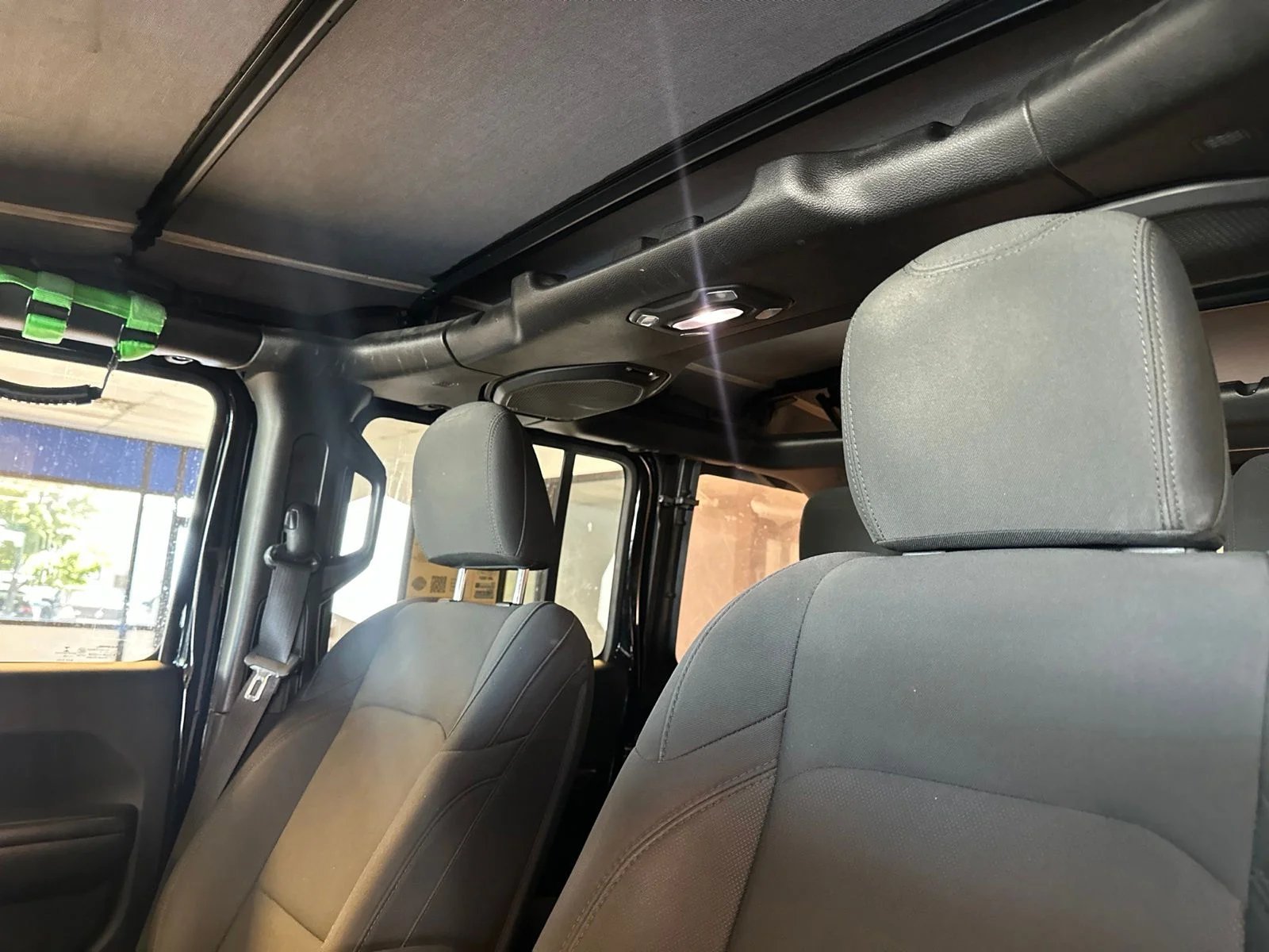 Used 2018 Black Jeep Unlimited Sport image 22