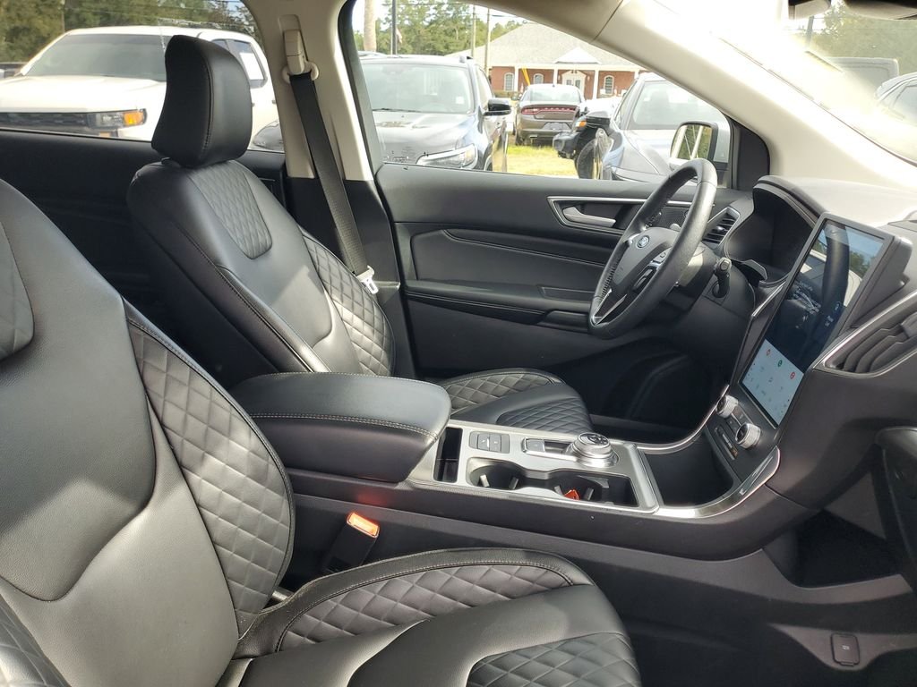 2024 Ford Edge Titanium - Photo 36