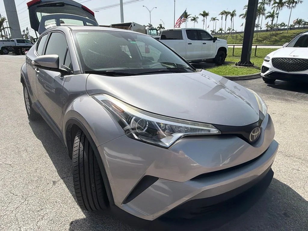 Used 2019 Silver Toyota LE image 2