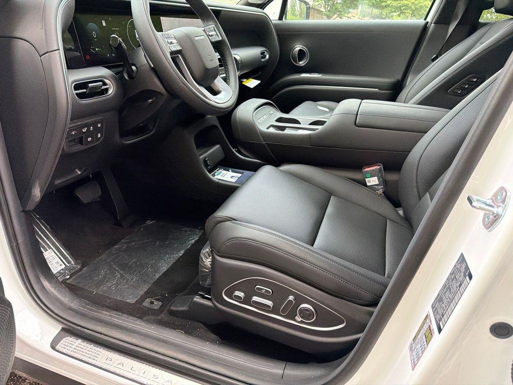 New 2026 White Hyundai Calligraphy FWD image 9
