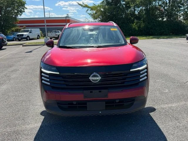 Used 2025 Scarlet Nissan SV image 2