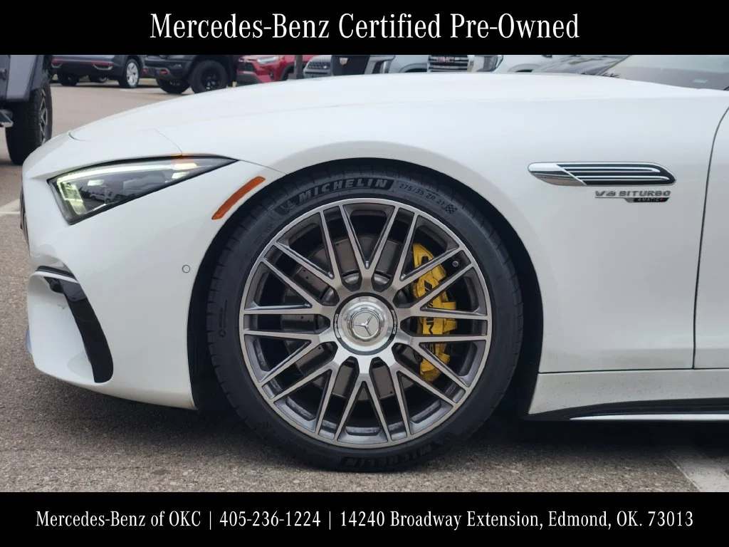 Certified Used 2022 MANUFAKTUR Moonlight White Metallic Mercedes-Benz SL 63 AMG® image 7
