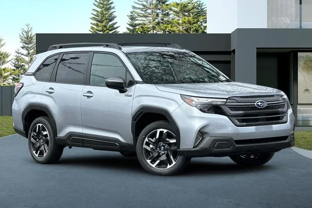New 2026 ICE SILVER METALLIC Subaru Premium Hybrid image 2