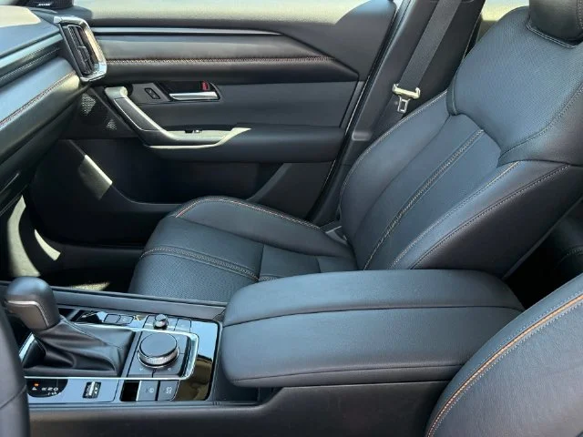 Used 2025 Pearl Mazda Premium Plus image 12