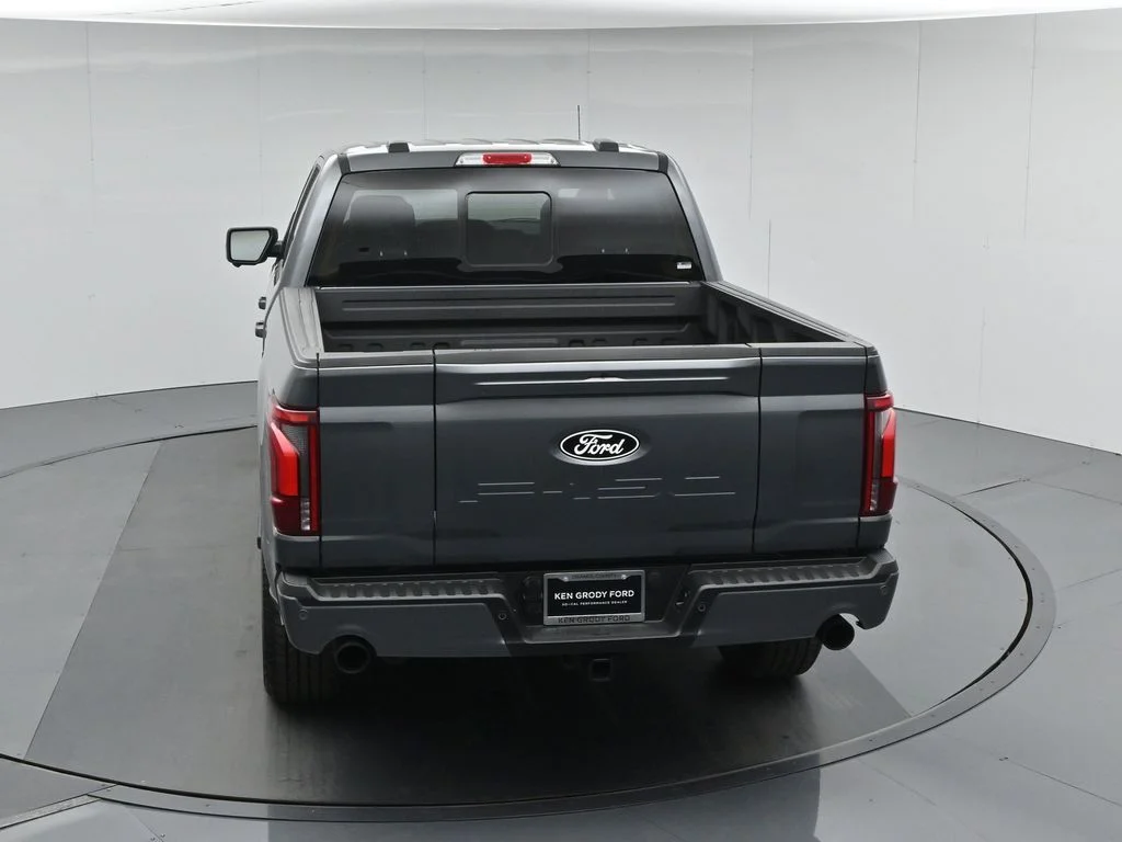 New 2026 Carbonized Gray Metallic Ford Lariat image 43