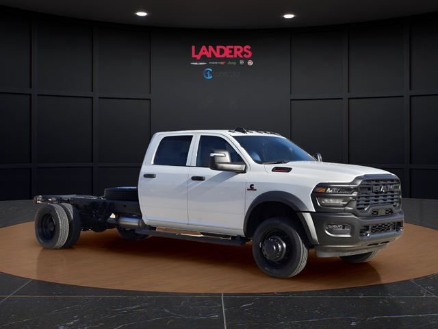 New 2026 Bright White Clear-Coat Exterior Paint RAM Tradesman image 5