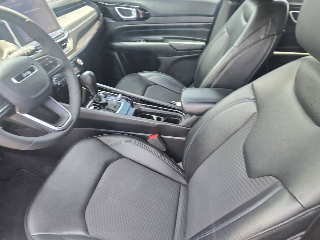 2025 Jeep Compass Latitude - Photo 19
