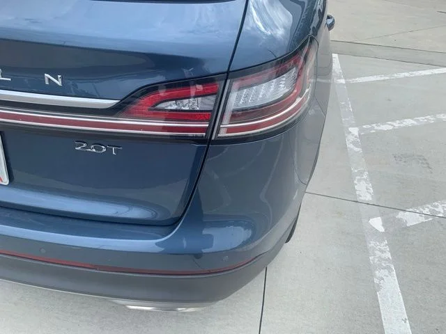 Used 2019 Blue Lincoln Reserve image 6