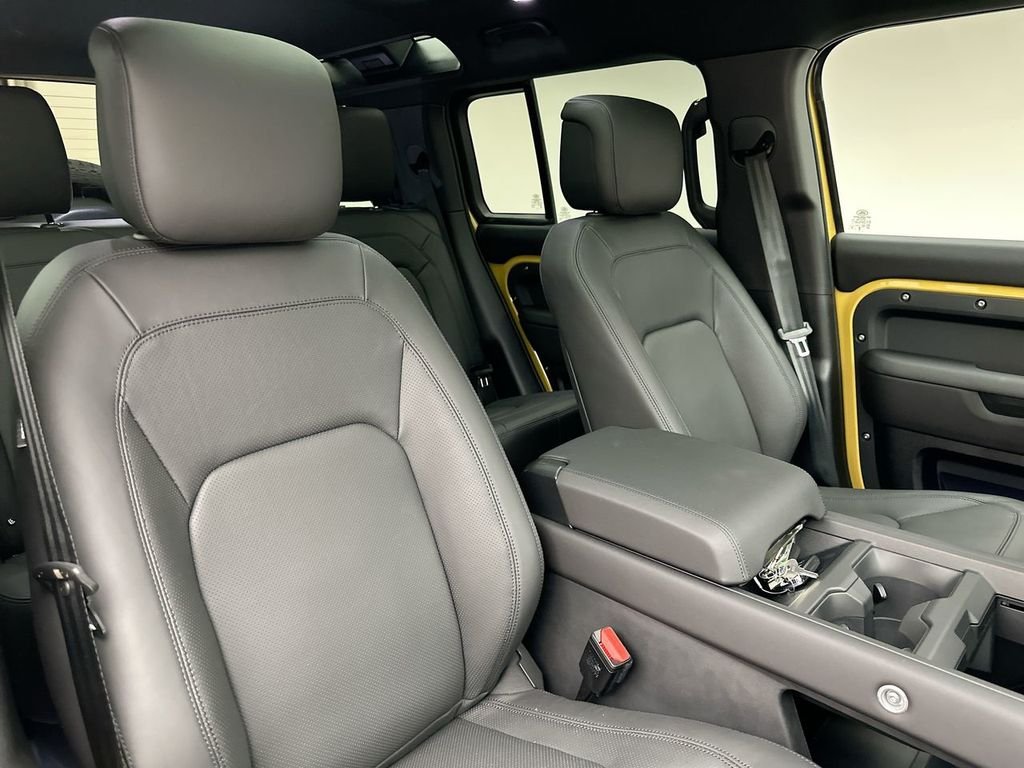 New 2026 Deep Sandglow Yellow Land Rover Trophy Edition Deep Sandglow image 6