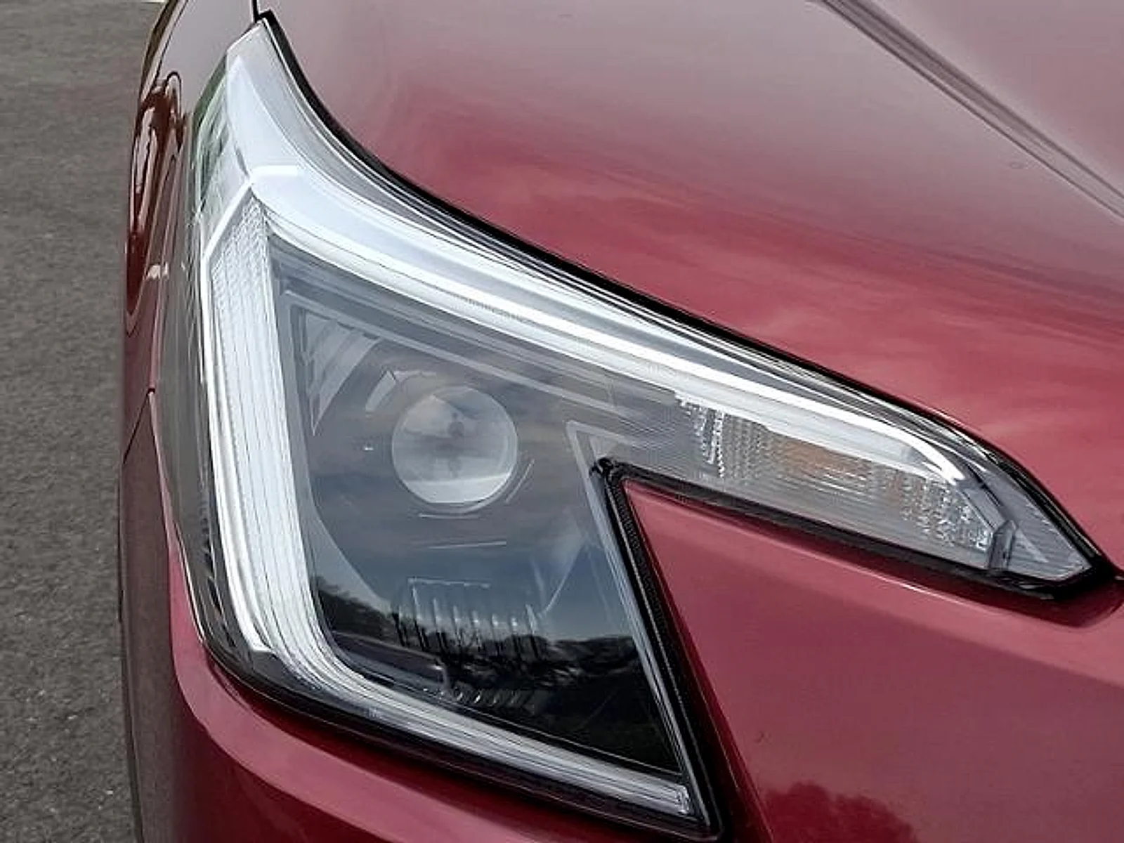 Used 2022 Crimson Red Pearl Subaru Limited image 10