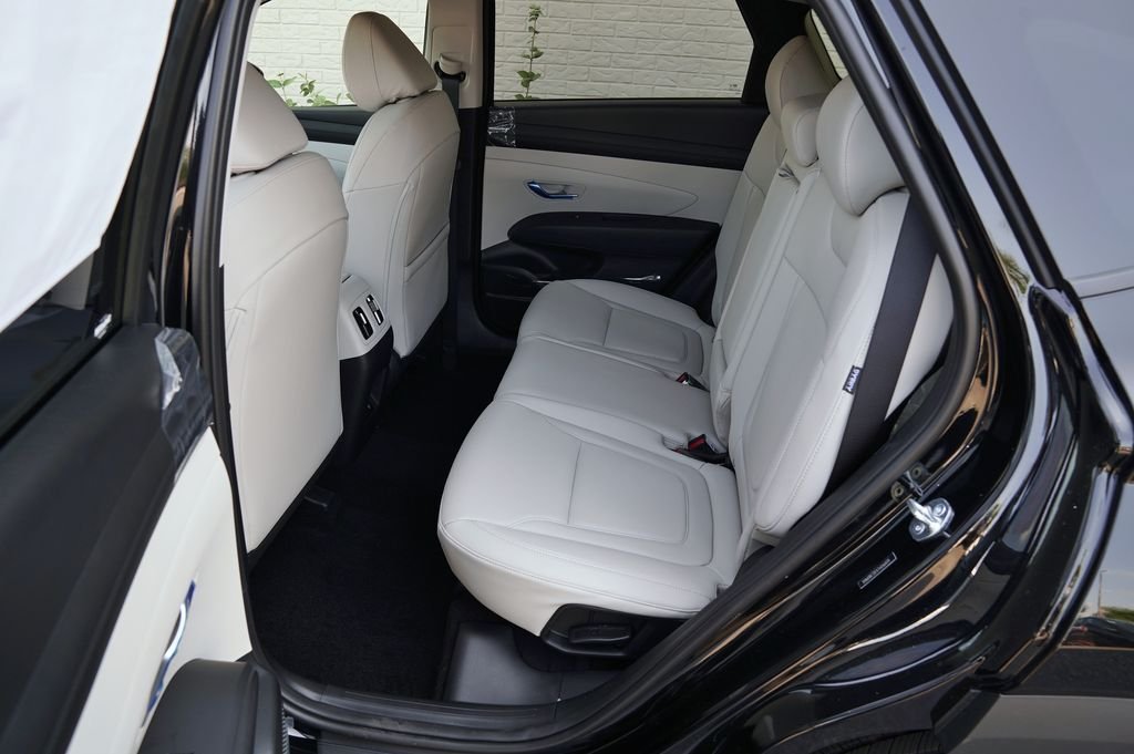 New 2026 Phantom Black Hyundai SEL Plus image 29