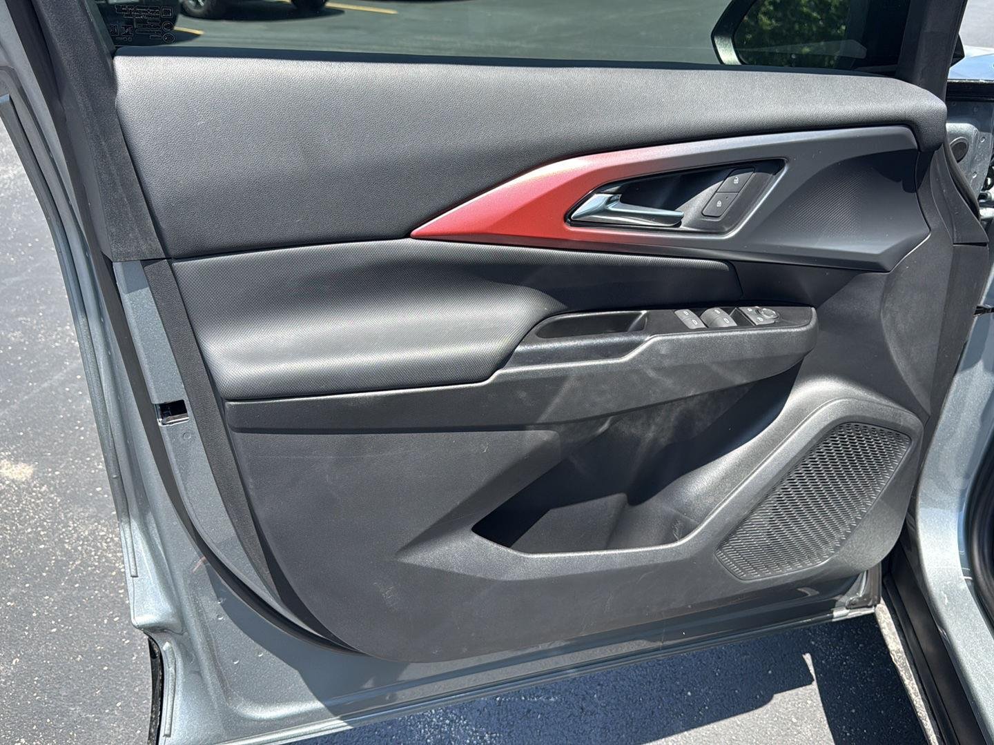 Used 2025 Sterling Gray Metallic Chevrolet RS image 20