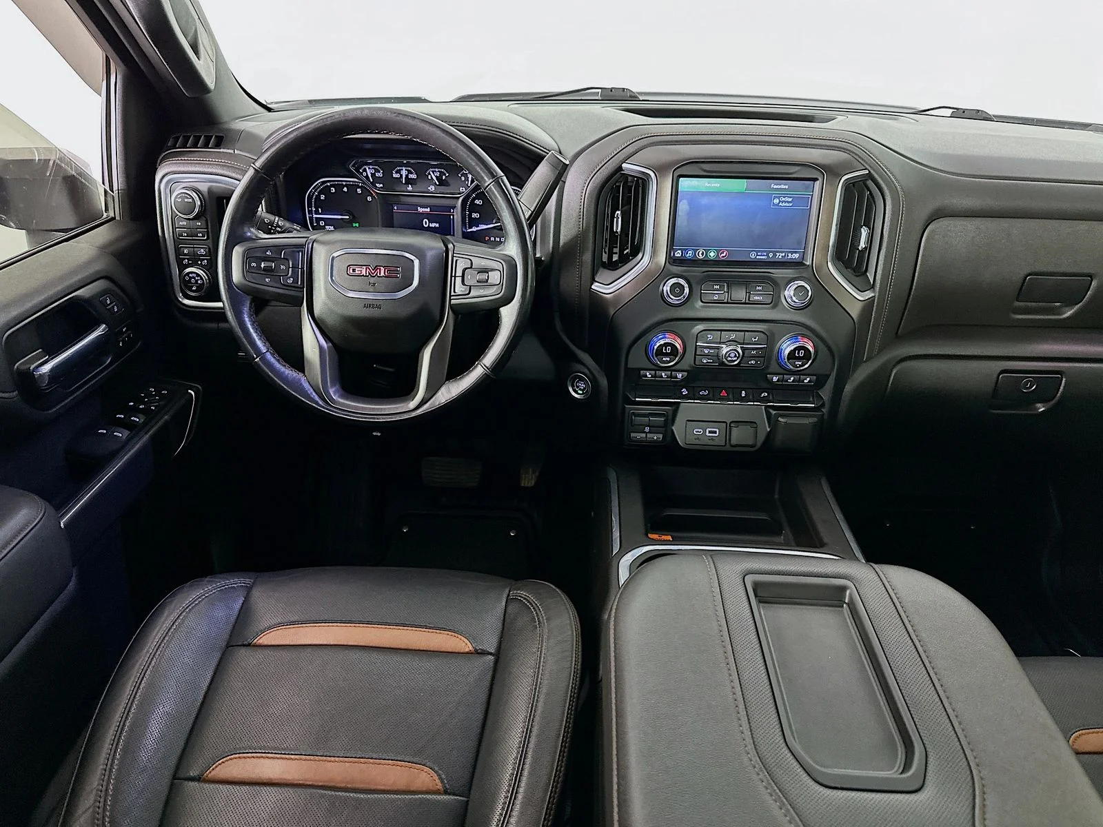 Used 2022 Summit White GMC AT4 image 23