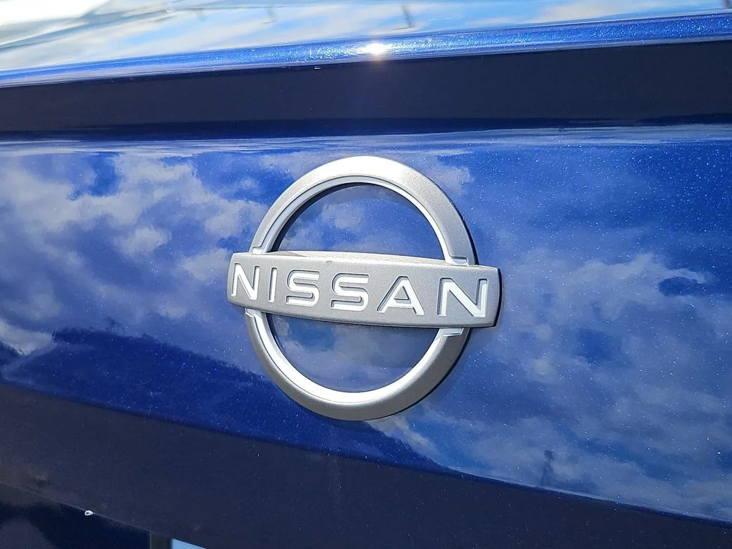 Used 2024 Deep Blue Pearl Nissan 2.5 SR image 25