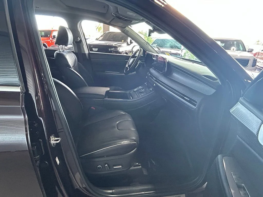 Used 2024 Sierra Burgundy Hyundai Limited image 52