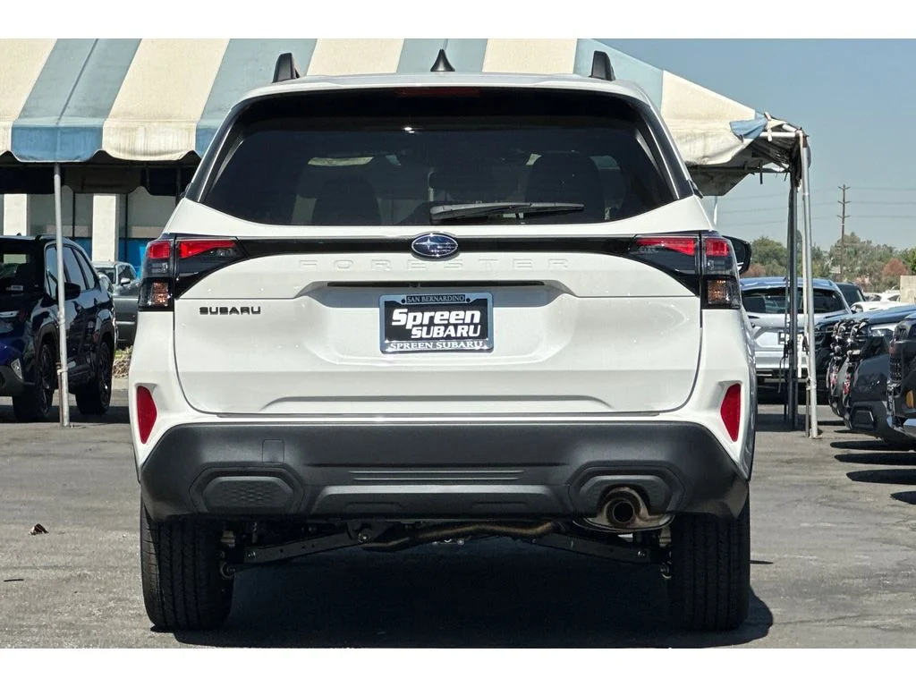 New 2026 CRYSTAL WHITE PEARL Subaru Premium image 4