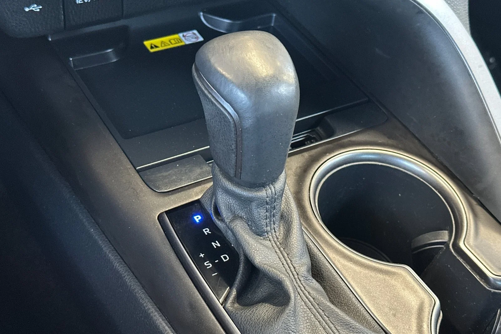 Used 2022 Ice Edge Toyota XSE image 19