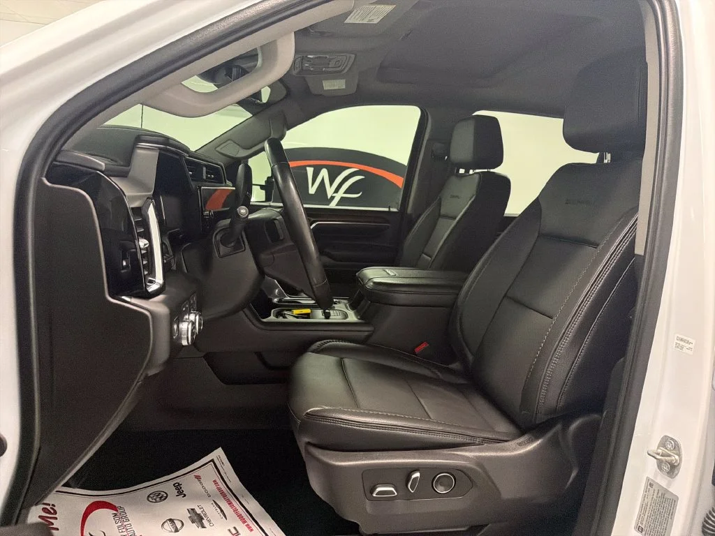 Used 2024 White GMC Denali image 11