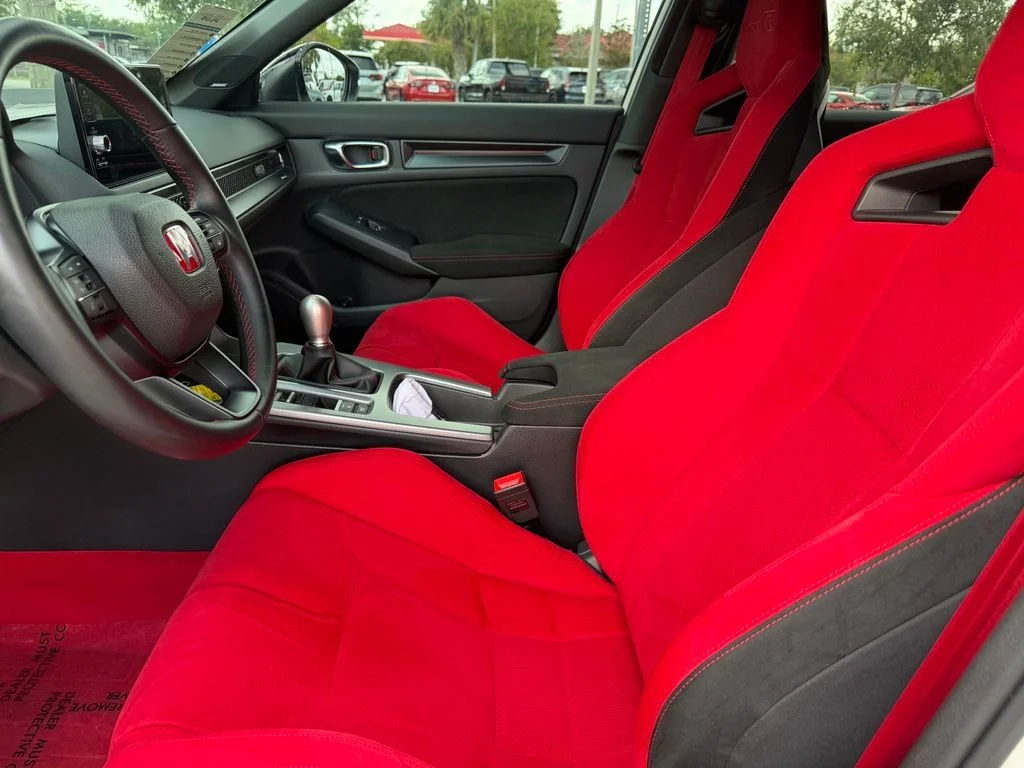 2023 Honda Civic Hatchback Type-R - Photo 24