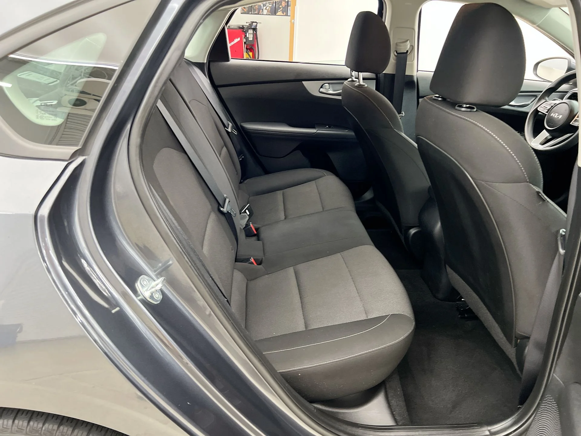Used 2023 Gray Kia LXS image 17