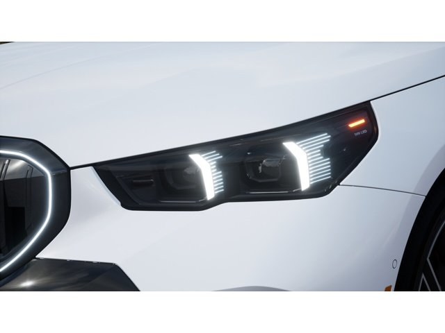 New 2027 Mineral White Metallic BMW 530i image 6