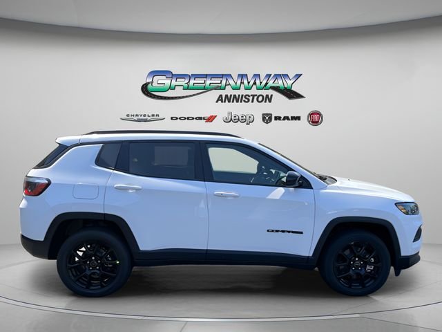 New 2026 Bright White Clearcoat Jeep Latitude Altitude image 8