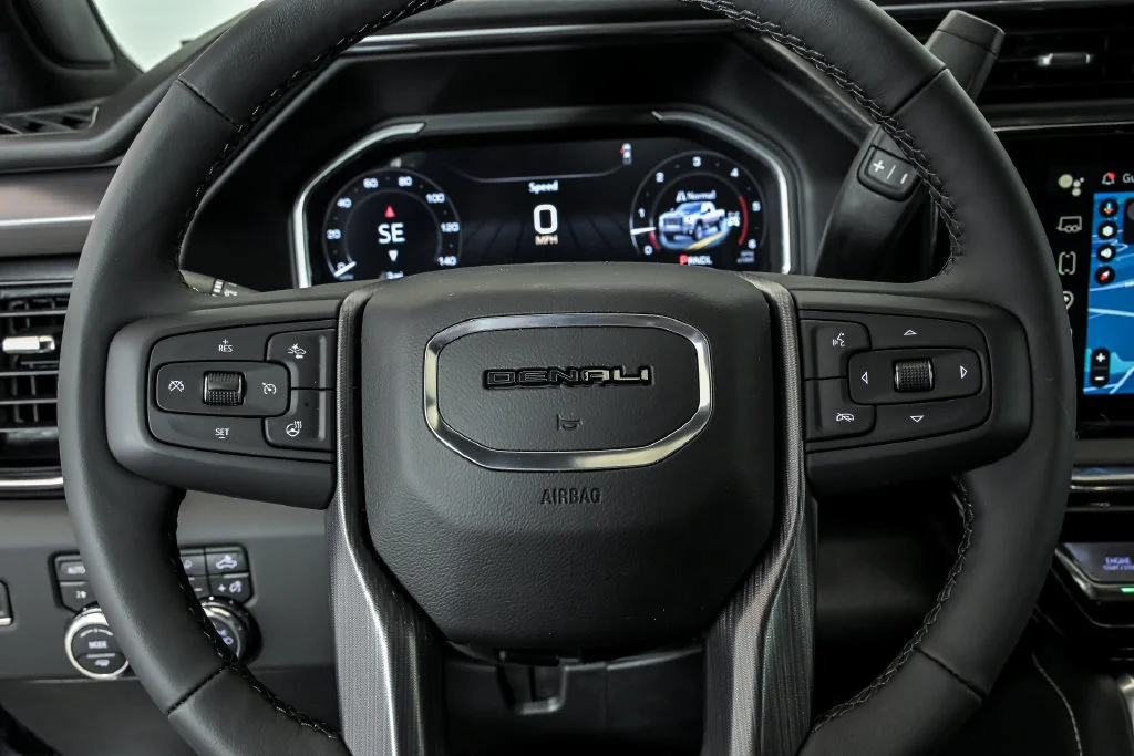 2026 GMC Sierra 2500HD Denali Ultimate - Photo 14