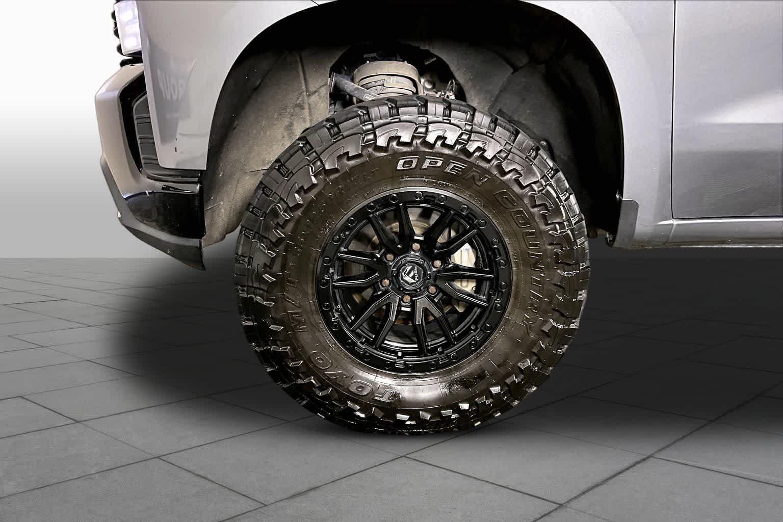 Used 2020 SATIN STEEL METALLIC Chevrolet Custom Trail Boss image 10