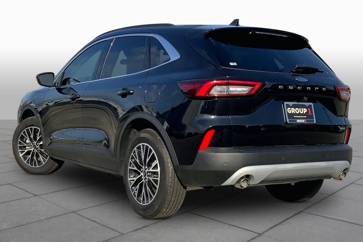 Used 2025 Agate Black Ford PHEV image 24