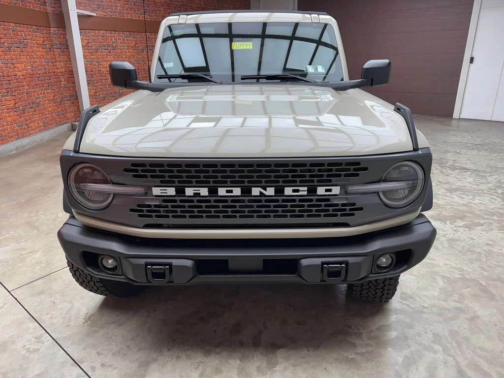 New 2026 Desert Sand Ford Badlands® image 7