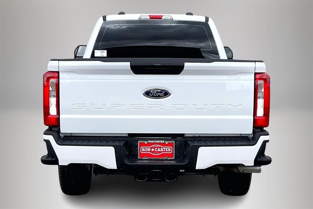 New 2026 Ford Super Duty F-250 XL 4D Crew Cab