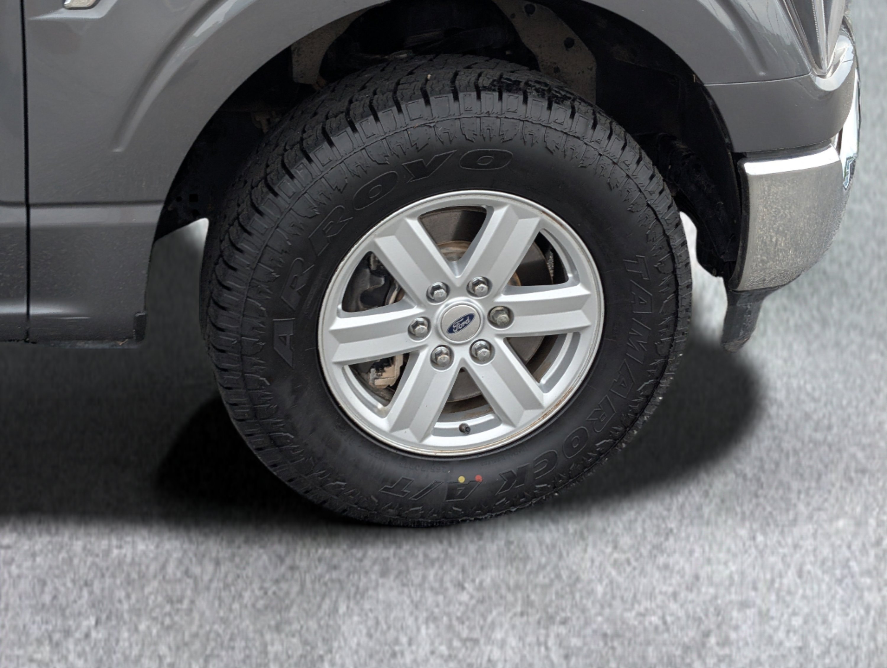 2023 Ford F-150 XLT - Photo 7