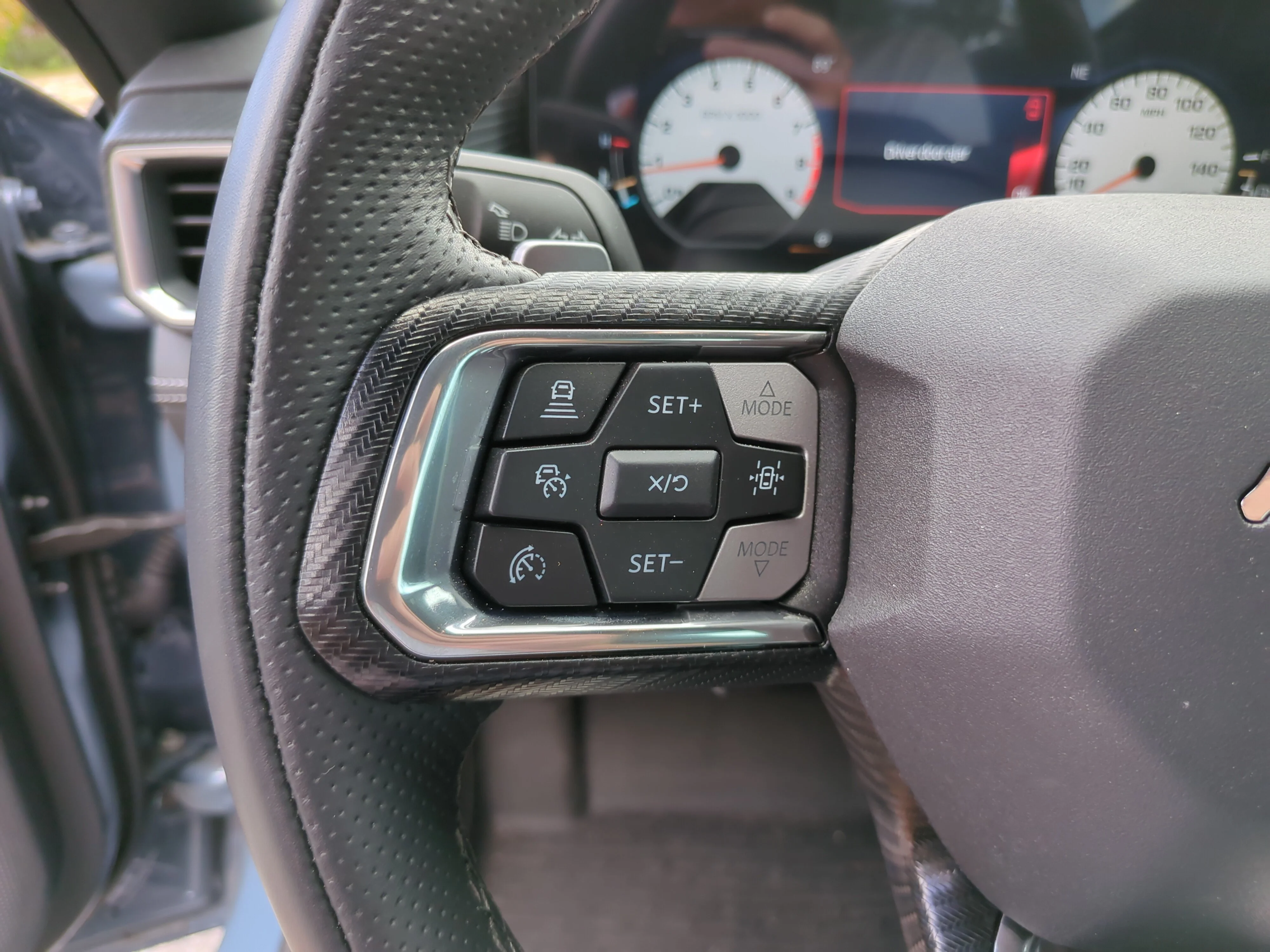 Used 2025 Vapor Blue Metallic Ford GT Premium image 32