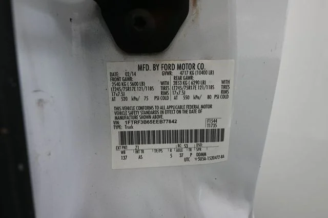 Used 2014 White Ford XL image 49