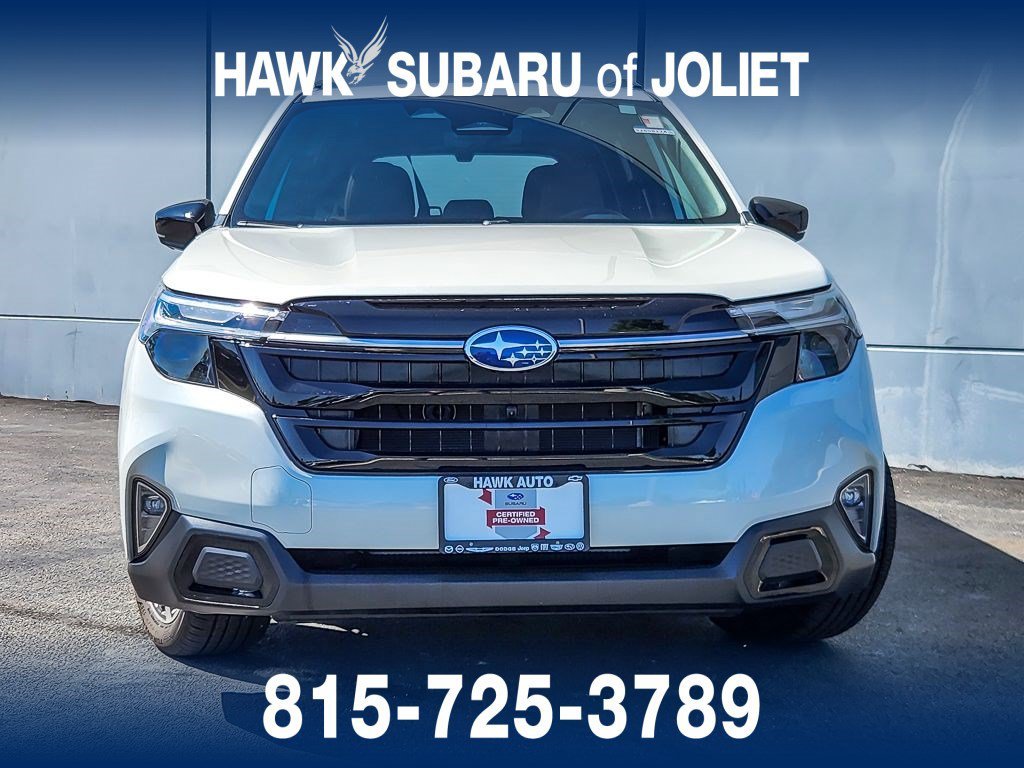 Used 2025 Crystal White Pearl Subaru Touring image 4